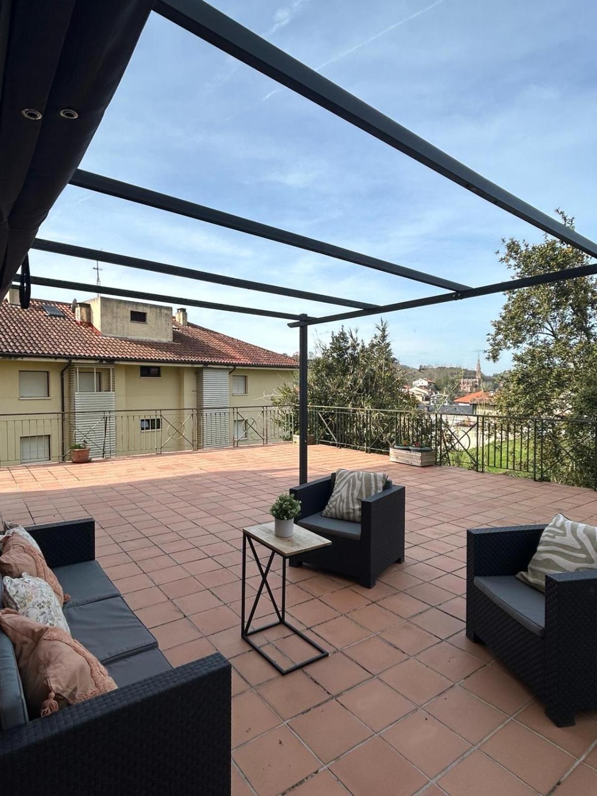 Апартаменты La Terraza Комильяс Экстерьер фото